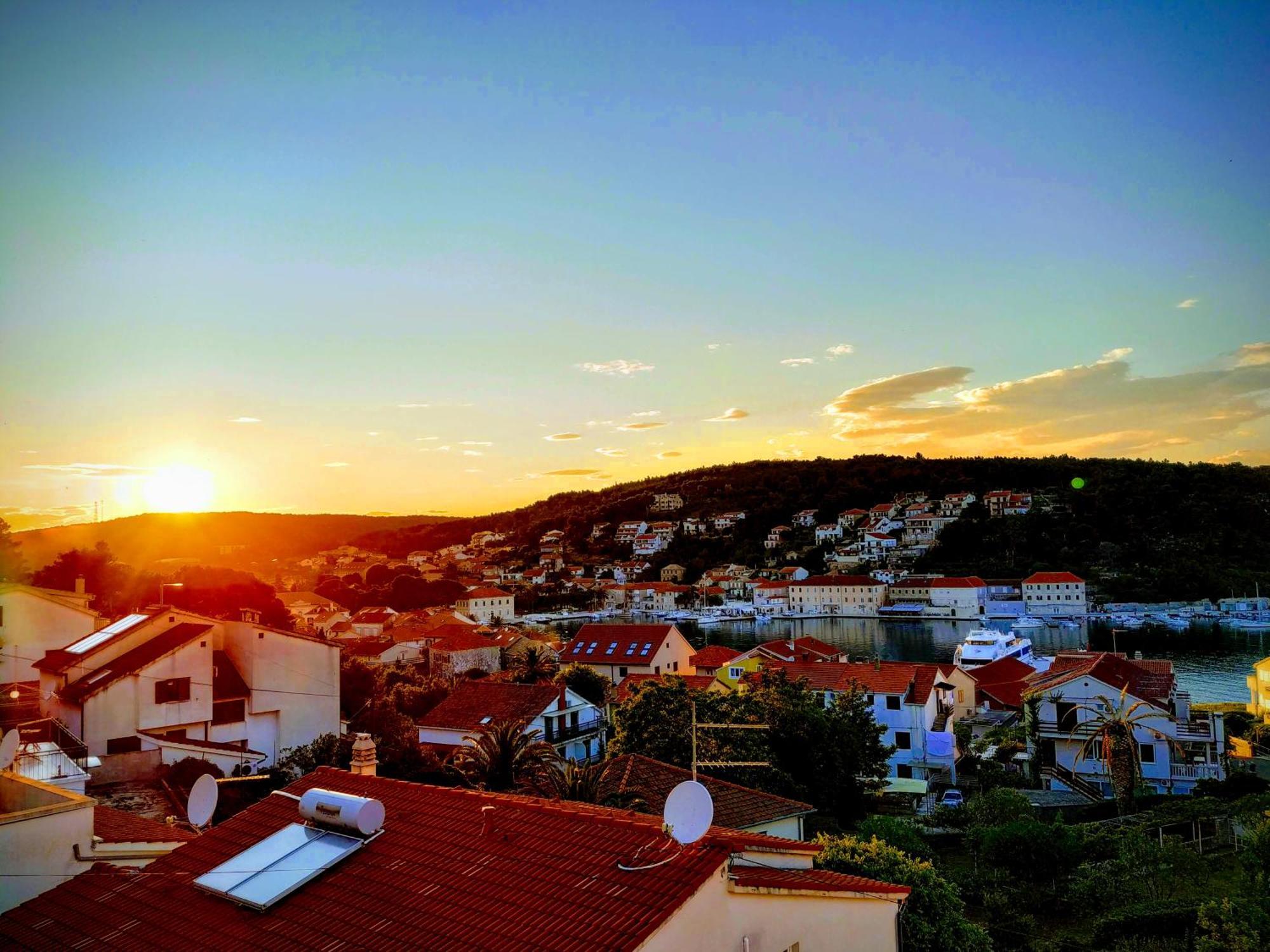 Sofia'S Way Apartments Jelsa  Εξωτερικό φωτογραφία